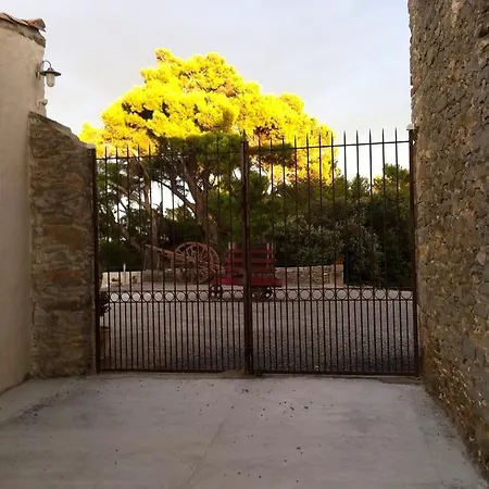 Chateau D Argeres 3* Laure-Minervois
